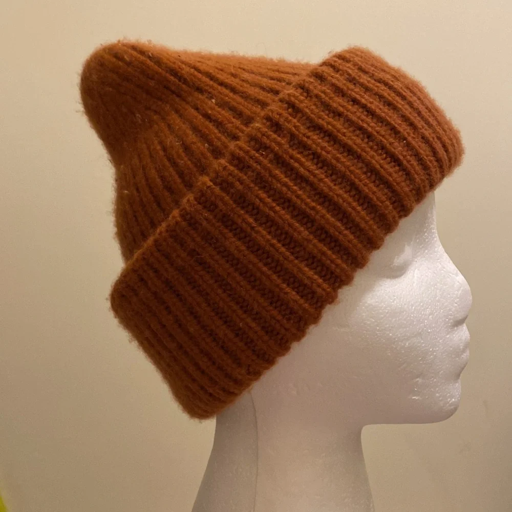 YVESS SALOMON WOOL CASHMERE Cozy Rust Knit Beanie